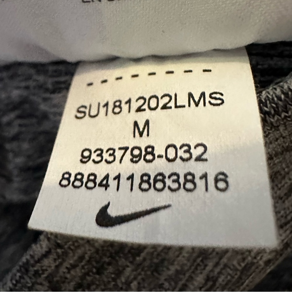 NIKE Womens Dri Fit Sculpt Victory Cropped High Rise Leggings 933798 Gray Medium - Picture 11 of 11